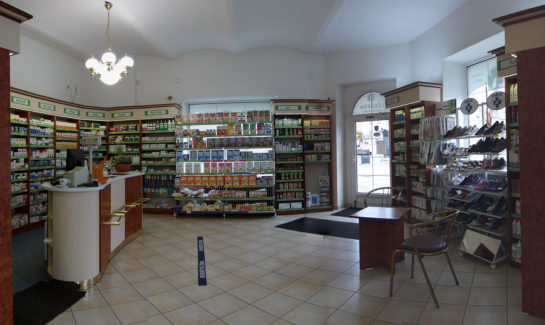 lékárna Jevíčko vnitřní pohled